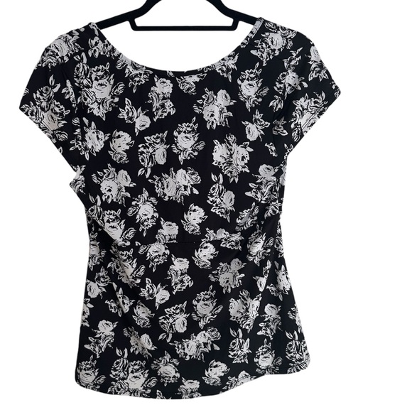 Vintage Laura Ashely Black & White Floral Blouse w/ Lace Detail in Women’s Large - Picture 3 of 3